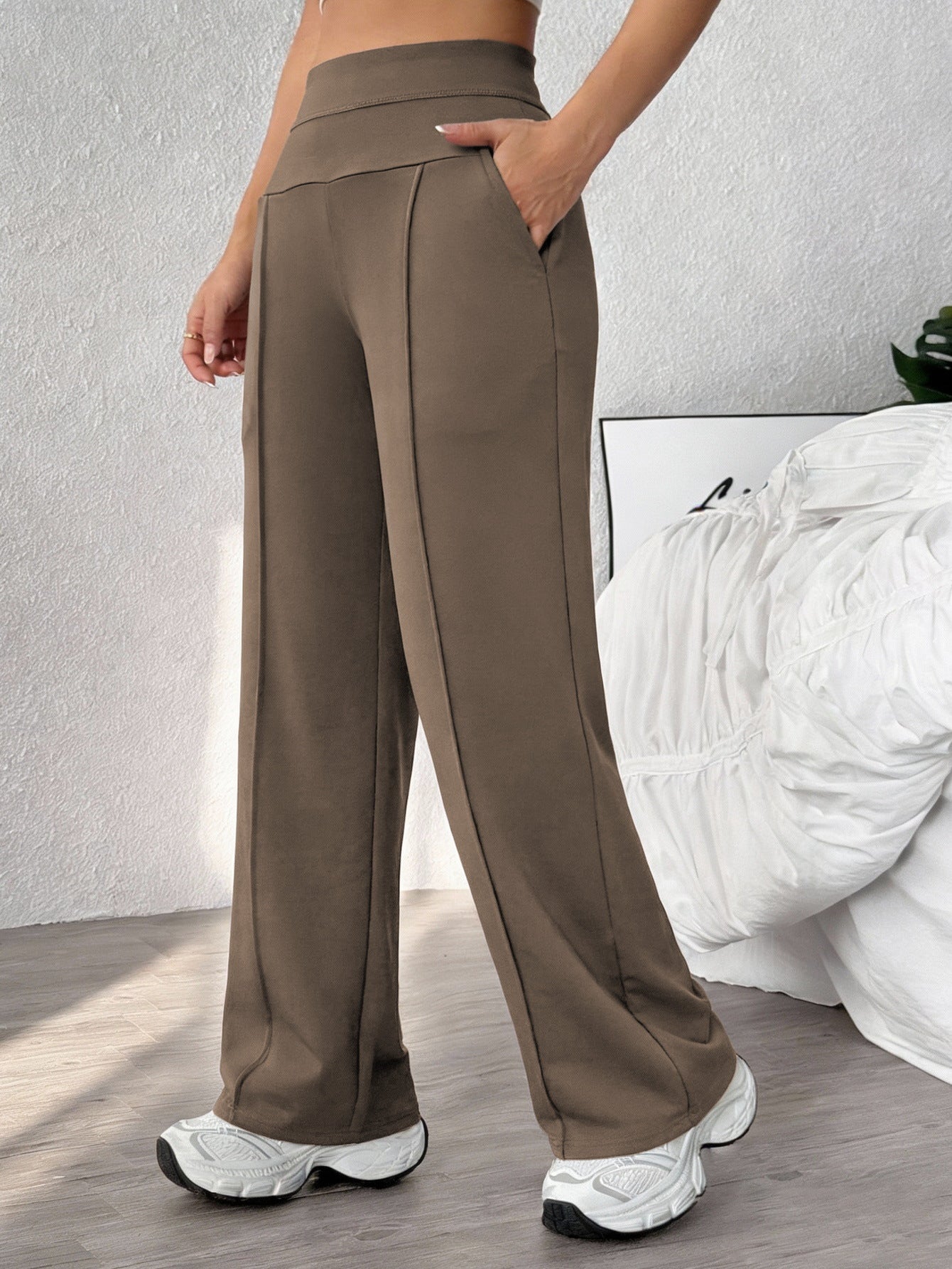 Everyday Wide-Leg Pants