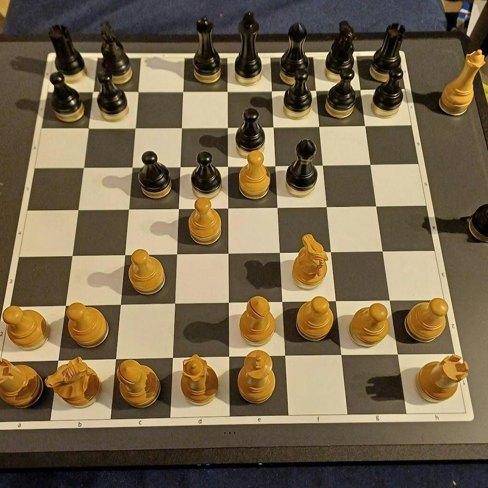 🔥Spring Fresh Sale 🎁Smart Robotic Chessboard Pro