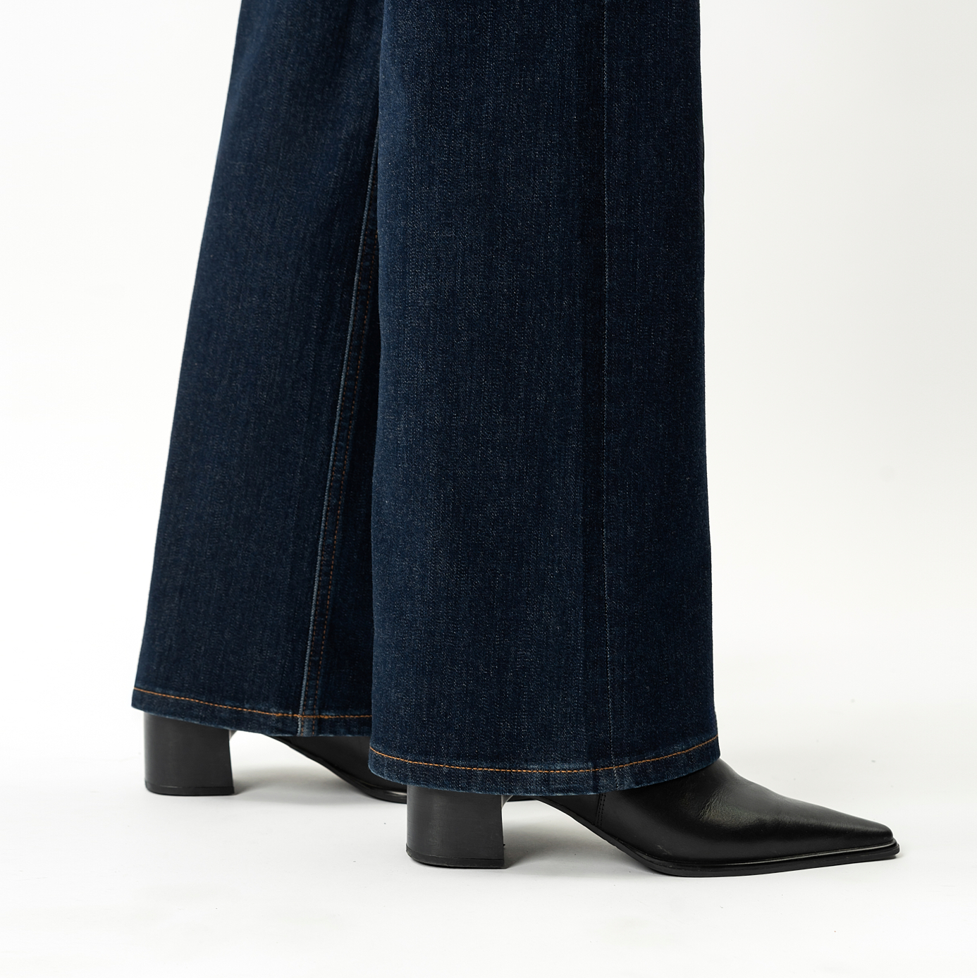 Everyday Relaxed Wide Leg Denim Jeans